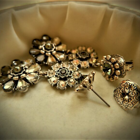 Miriam Haskell Pearl Flower Tripple Drop Earrings - Picture 5 of 5